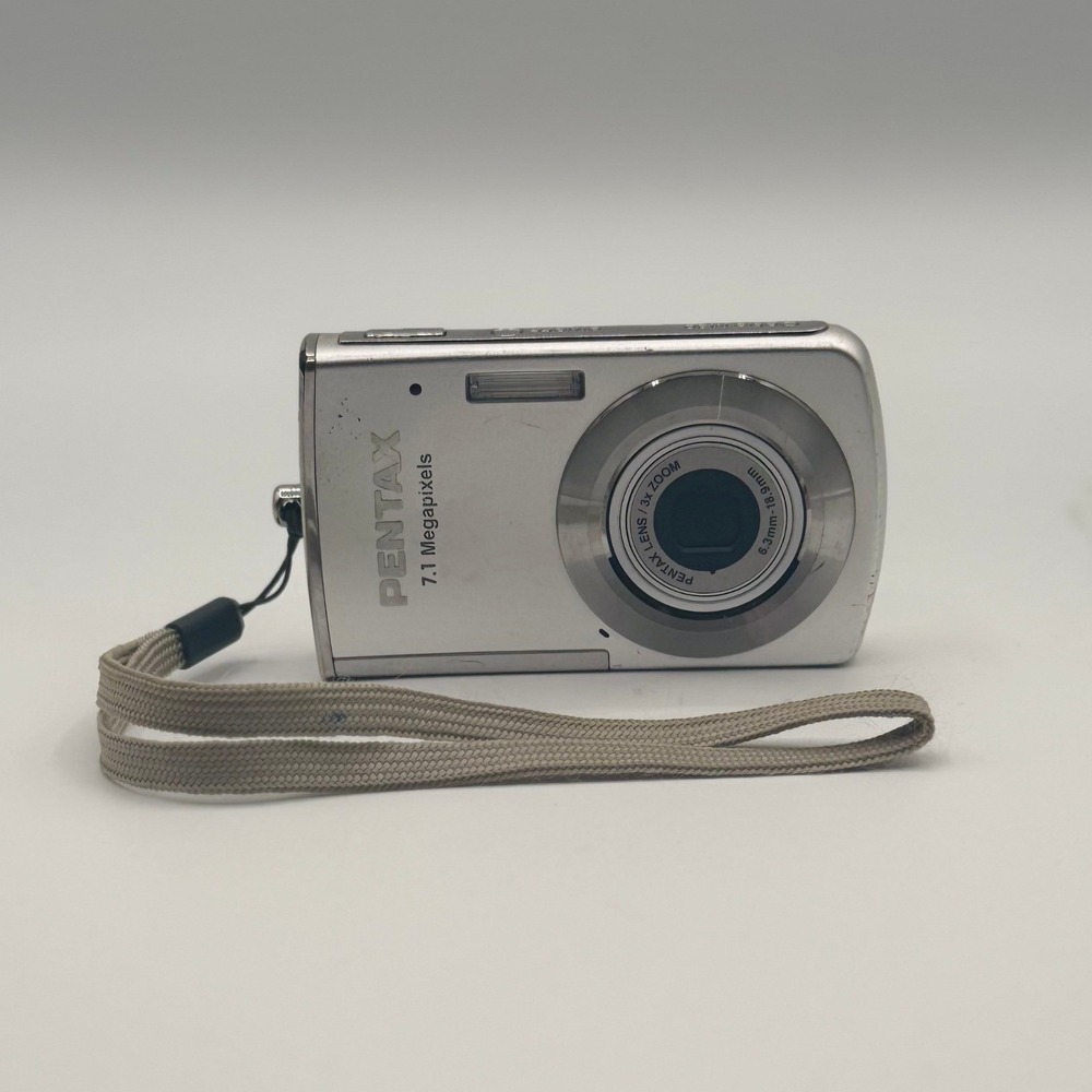 Pentax Optio M30 Digital Camera Silver 7.1MP 3x Zoom Compact W/ Battery Tested